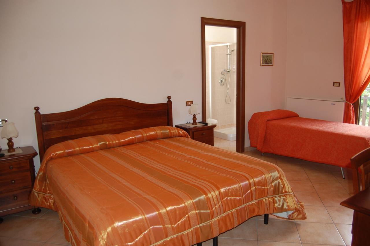 B&B La Tana Dell'Orso Villalago Экстерьер фото