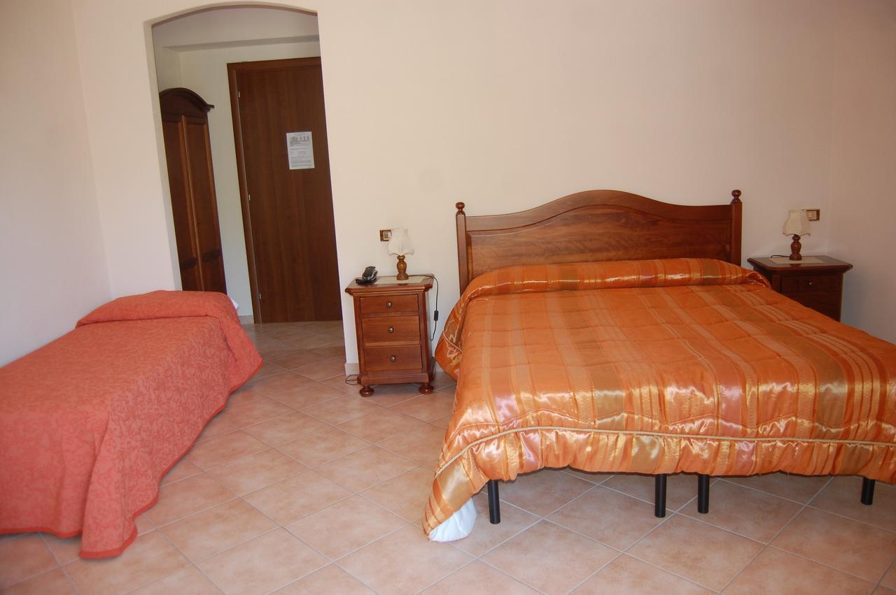 B&B La Tana Dell'Orso Villalago Экстерьер фото